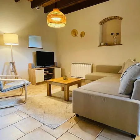 Les Tilleuls 度假居 *